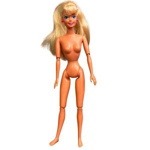 Hot Skatin Barbie Doll 1994 Pink Earrings Bend and Move Body Nude Articulated